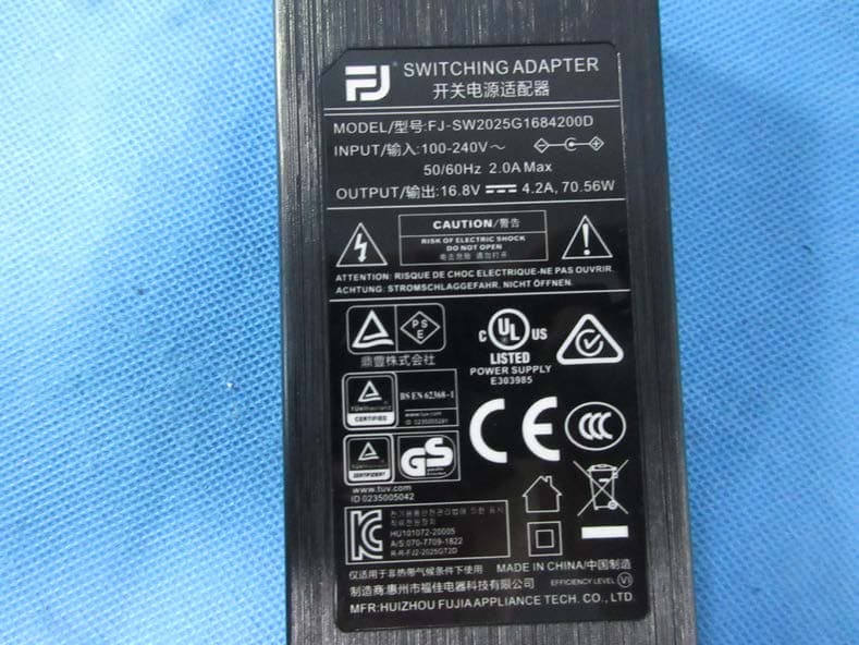 Bi-color LED Video Light - FCC ID 2ABYN029 - GODOX PHOTO EQUIPMENT CO.,LTD