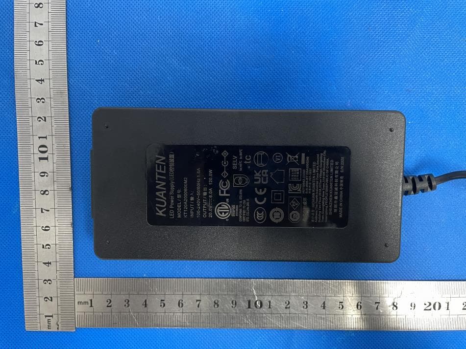 Bi-color Panel Light - FCC ID 2ABYN103 - GODOX PHOTO EQUIPMENT CO.,LTD