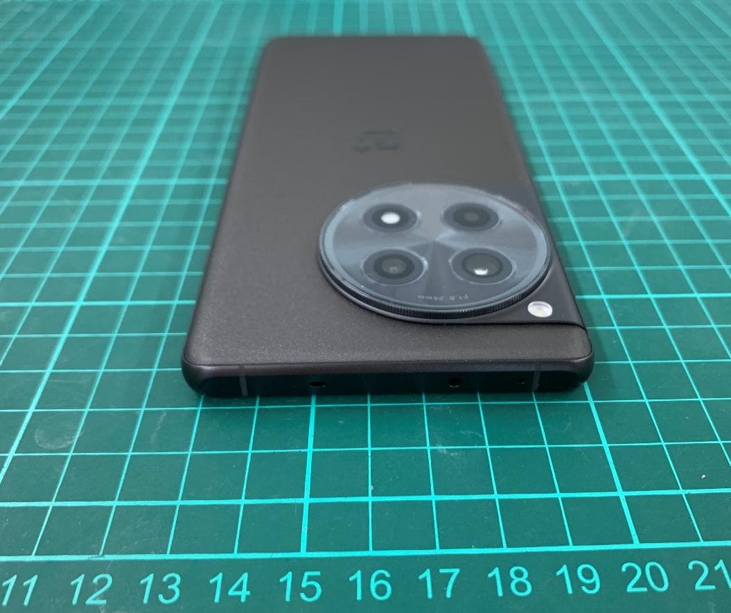 Mobile Phone - FCC ID 2ABZ2-AA560 - OnePlus Technology (Shenzhen) Co., Ltd. (5)