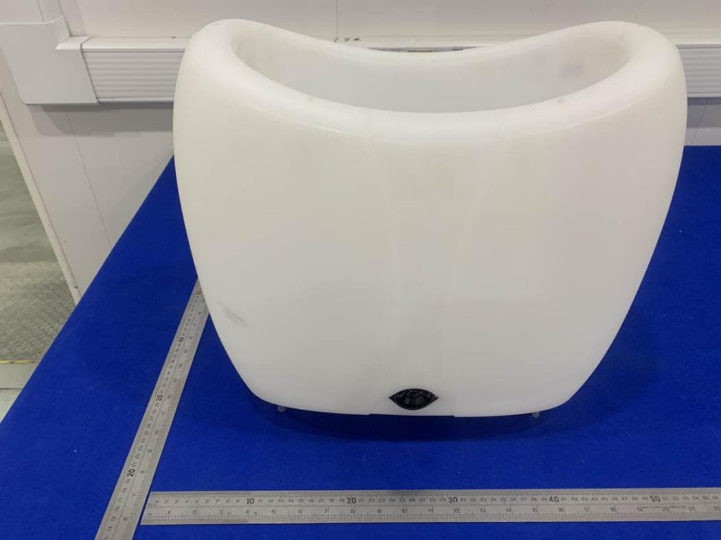 Frio speaker cooler - FCC ID 2AC37KBSL05001 - Power Beauty (Dongguan) Industrial Co., Ltd (4)