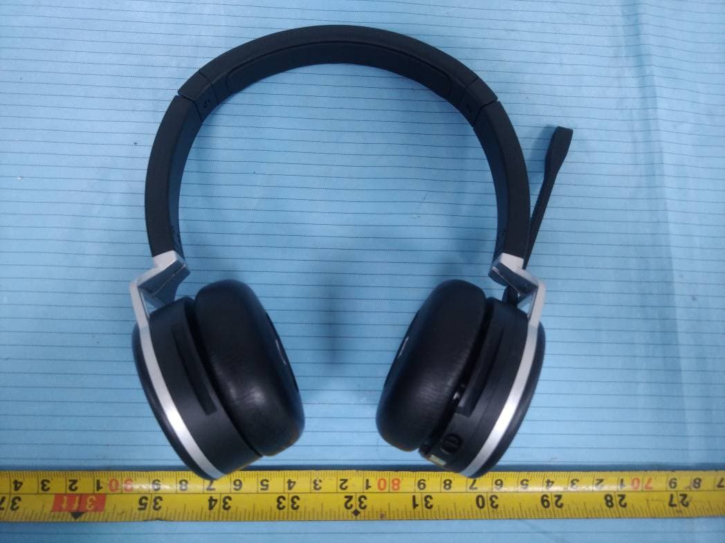 9605E Bluetooth Headset - FCC ID 2AC67-9605EBT - Xiamen VBeT Electronic Co.,Ltd. (4)