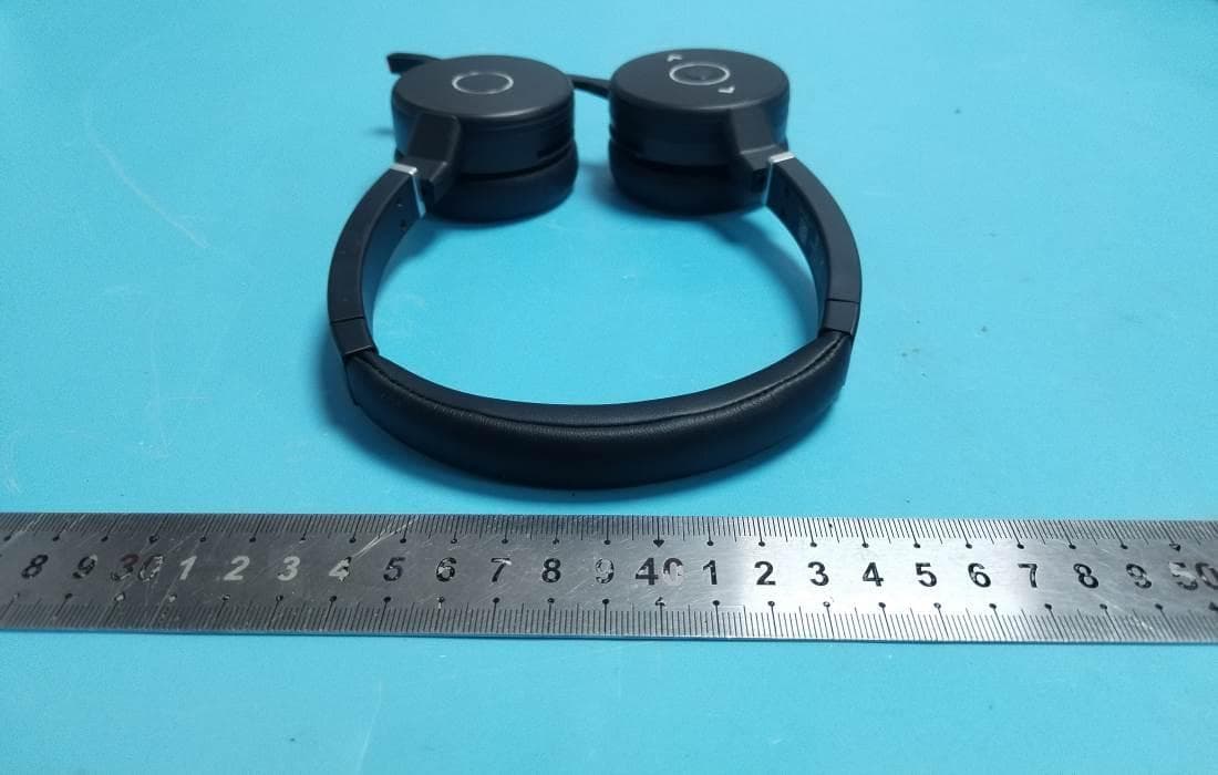 Bluetooth Headset - FCC ID 2AC67-9800BT - Xiamen VBeT Electronic Co.,Ltd. (4)