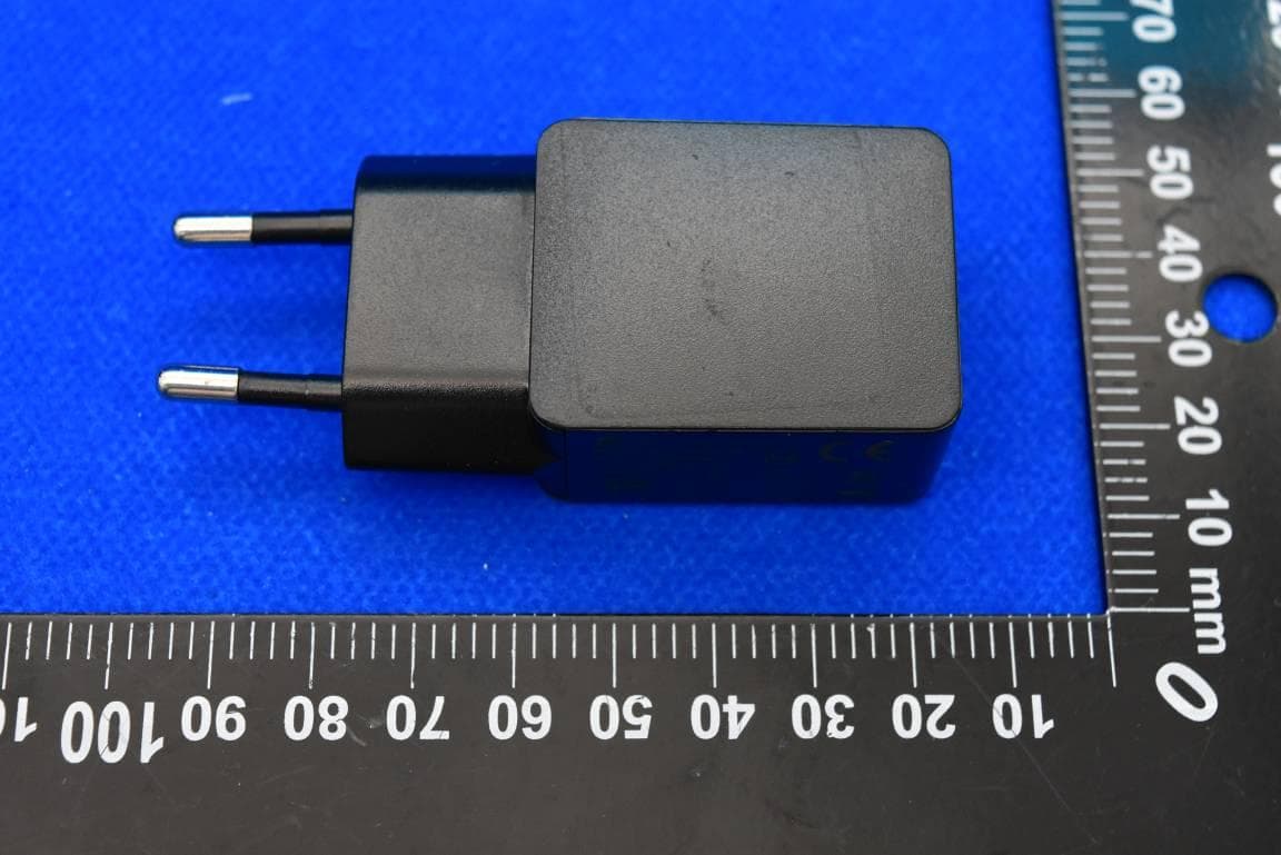 Mobile Data Terminal with GSM, WCDMA, CDMA2000, LTE, WiFi, BT and RFID - FCC ID 2AC6AC5P - Shenzhen Chainway Information Technology Co., Ltd (3)