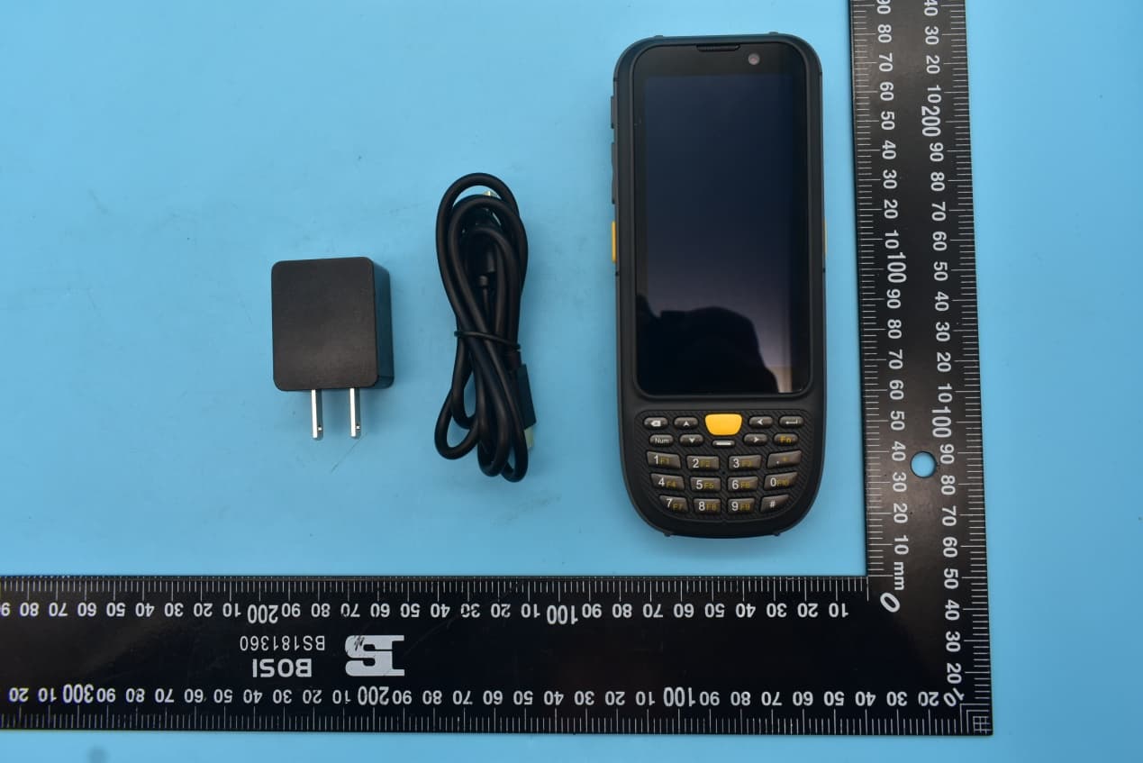 Mobile Data Terminal with GSM, WCDMA, LTE, CDMA, WiFi, Bluetooth and NFC - FCC ID 2AC6AC60 - Shenzhen Chainway Information Technology Co., Ltd (3)