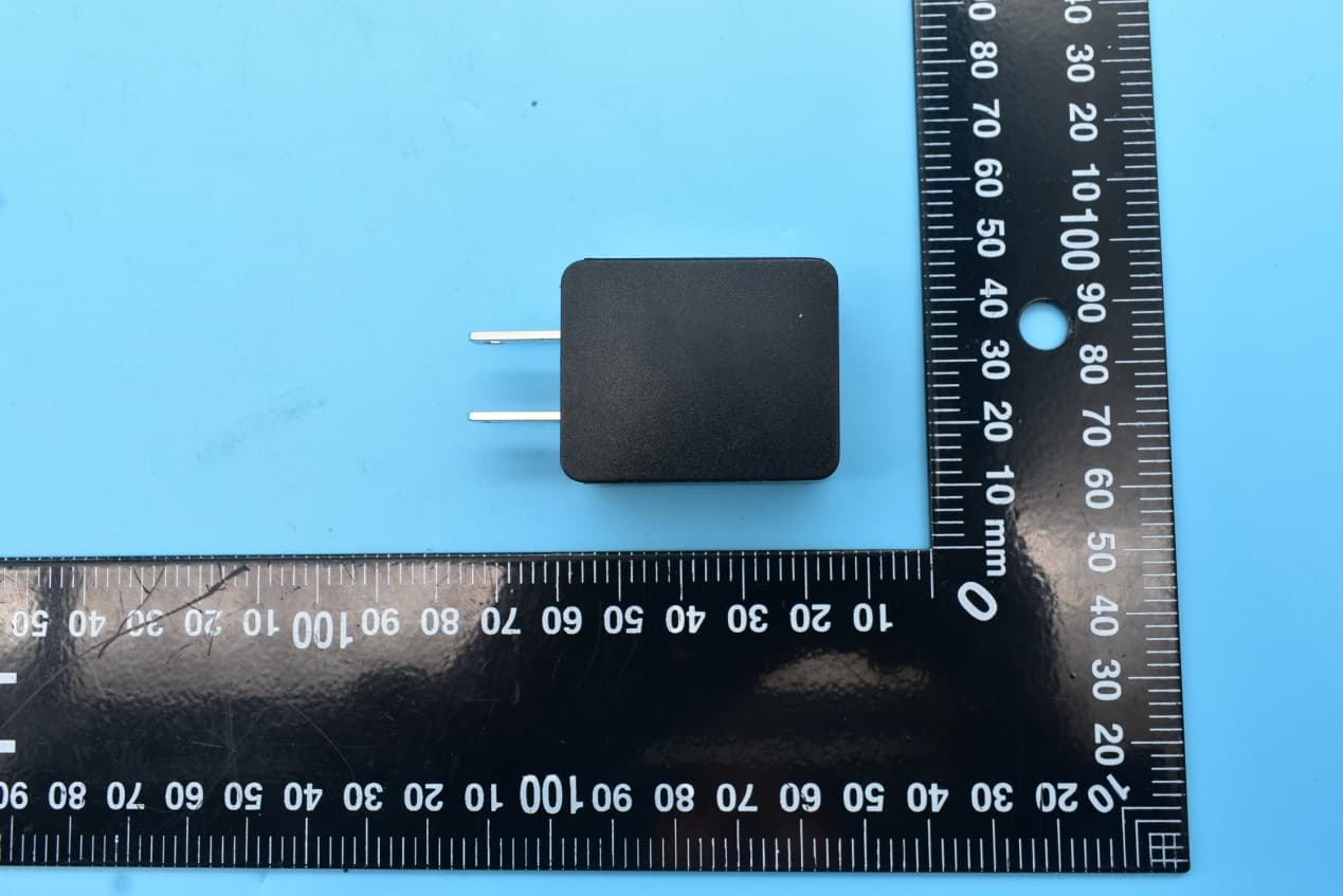 Mobile Data Terminal with GSM, WCDMA, LTE, CDMA, WiFi, Bluetooth and NFC - FCC ID 2AC6AC60 - Shenzhen Chainway Information Technology Co., Ltd