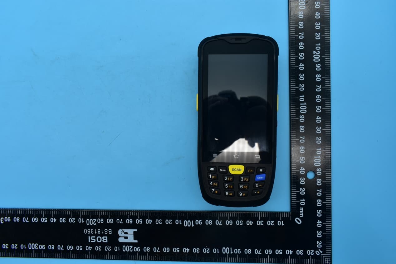 Mobile Data Terminal (with GSM, WCDMA, CDMA2000, LTE, NFC, Bluetooth, 2.4GHz WIFI and 5GHz WiFi) - FCC ID 2AC6AC6000B - Shenzhen Chainway Information Technology Co., Ltd (4)