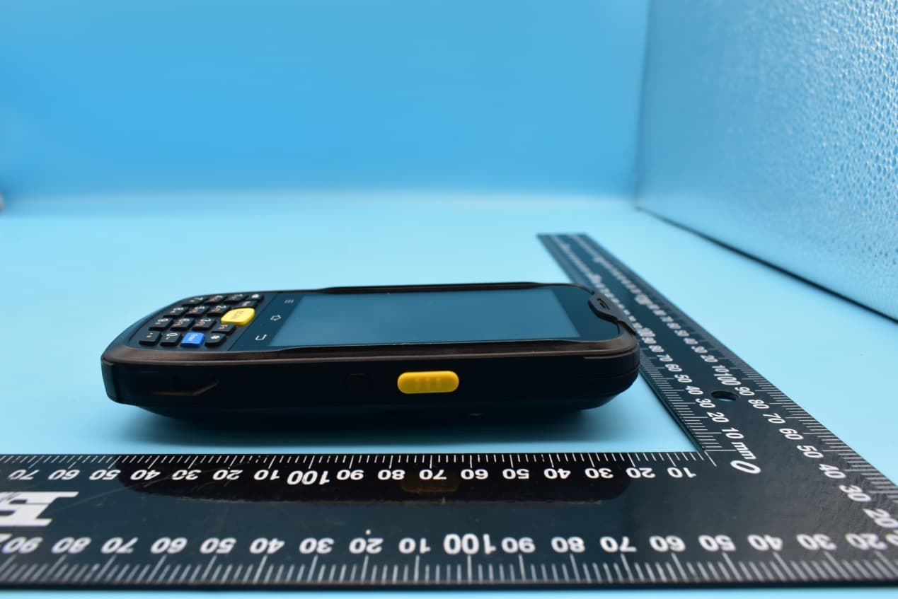 Mobile Data Terminal (with GSM, WCDMA, CDMA2000, LTE, NFC, Bluetooth, 2.4GHz WIFI and 5GHz WiFi) - FCC ID 2AC6AC6000B - Shenzhen Chainway Information Technology Co., Ltd (5)