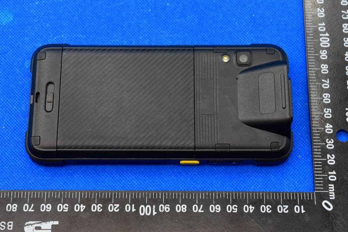 Mobile Data Terminal with BT, WiFi, and RFID - FCC ID 2AC6AC66W - Shenzhen Chainway Information Technology Co., Ltd (3)