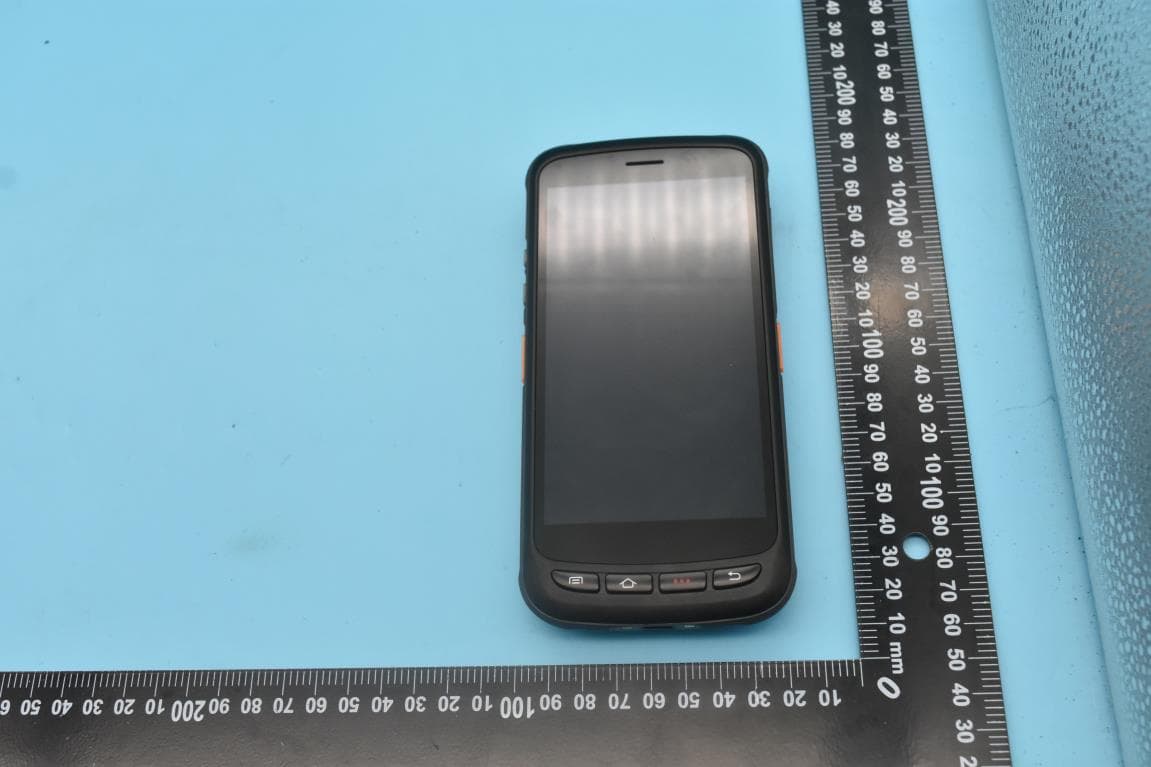Mobile Data Terminal with GSM, WCDMA, CDMA2000, LTE, NFC, Bluetooth, 2.4GHz WIFI and 5GHz WiFi, RFID - FCC ID 2AC6AC71P - Shenzhen Chainway Information Technology Co., Ltd (3)