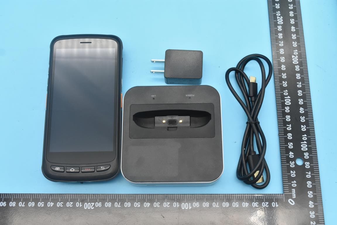 Mobile Data Terminal with GSM, WCDMA, CDMA2000, LTE, NFC, Bluetooth, 2.4GHz WIFI and 5GHz WiFi, RFID - FCC ID 2AC6AC71P - Shenzhen Chainway Information Technology Co., Ltd