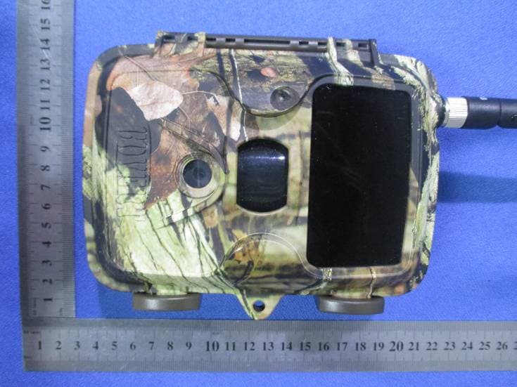 Wireless Infrared Scouting Camera Code Black(UM565-3G) - FCC ID 2AC8CUM565-3G - UOVision Technology (HONGKONG) Co., Ltd (4)