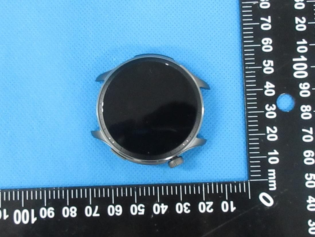 Smart watch with Bluetooth and Wi-Fi - FCC ID 2AC8UA2287 - Anhui Huami Information Technology Co.,Ltd. (5)