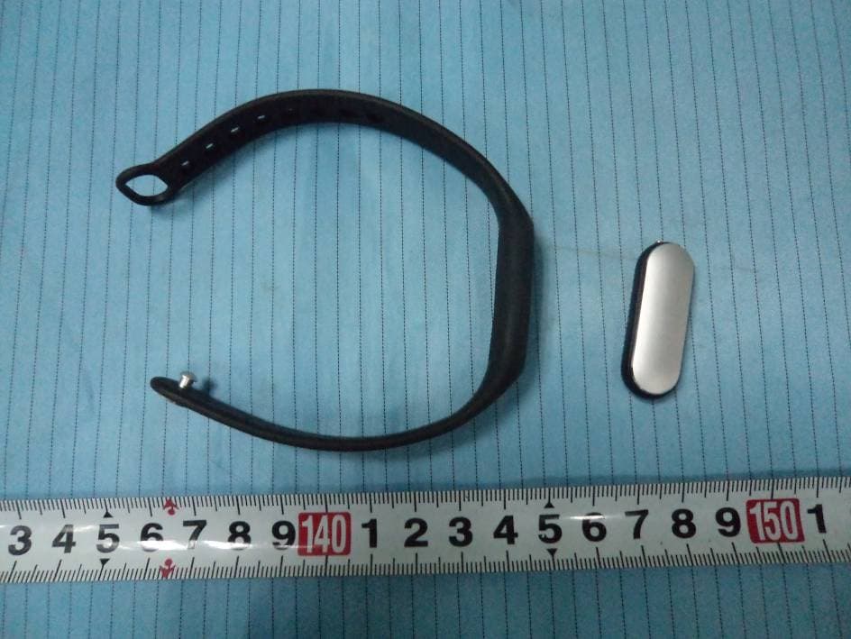 Xiaomi Band - FCC ID 2AC8UXMSH01HM - Anhui Huami Information Technology Co.,Ltd. (3)