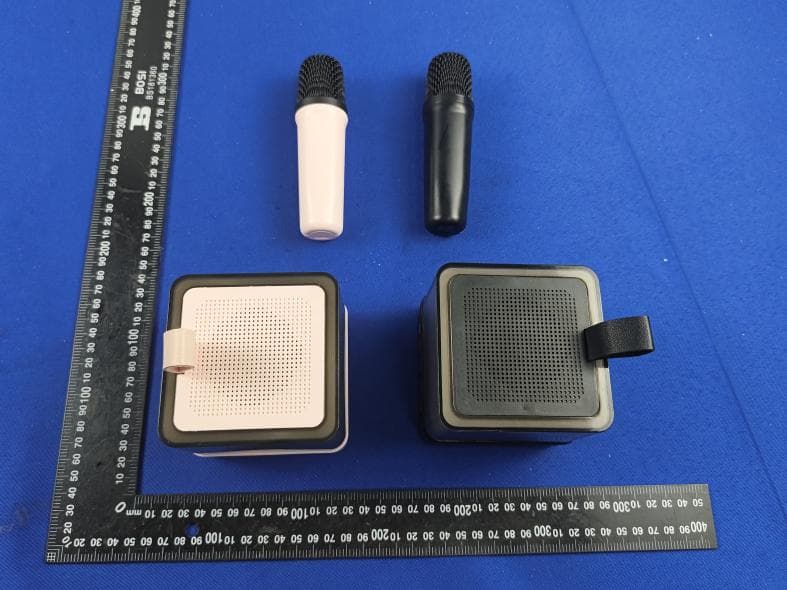 LED PARTY KARAOKE SPEAKER - FCC ID 2AC9N-1686200 - Cotton On USA Inc