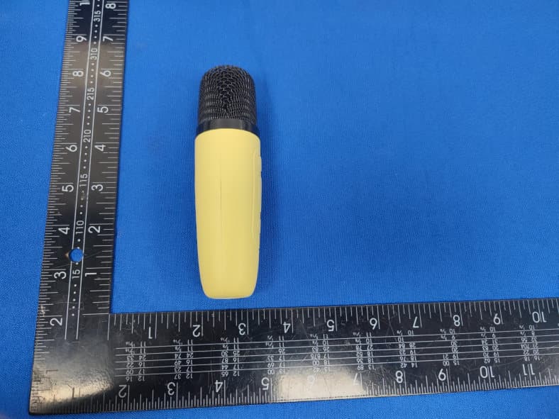 LED KARAOKE SPEAKER - FCC ID 2AC9N-1686202-MIC - Cotton On USA Inc (4)