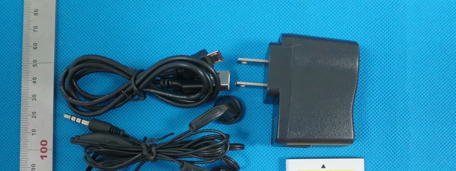 Mobile Phone - FCC ID 2AC9XSIMPLEONE - China America Ltd. (3)