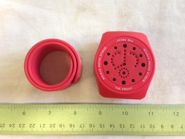 wristwatch BT speaker - FCC ID 2ACAP-TP0603V1 - Pineapple Parade LLC