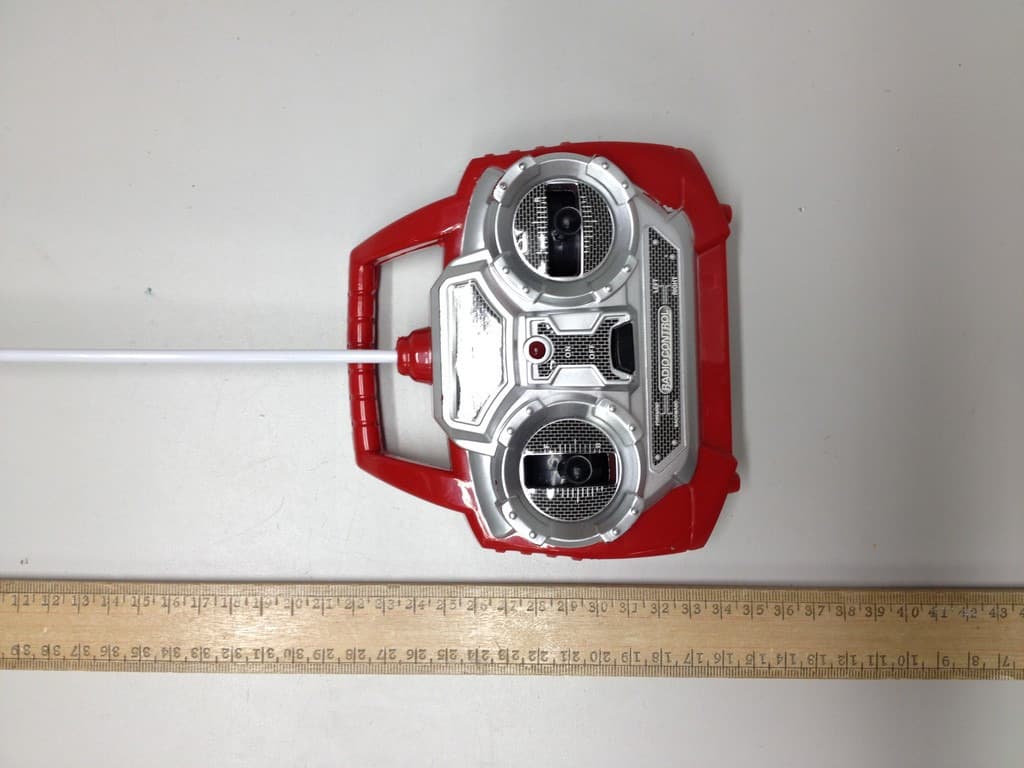 Radio Control Toy Transmitter (27.145MHz) - FCC ID 2ACAWXJ767001 - SHANTOU CITY XIANGJIA PLASTIC TOYS CO.,LTD (3)