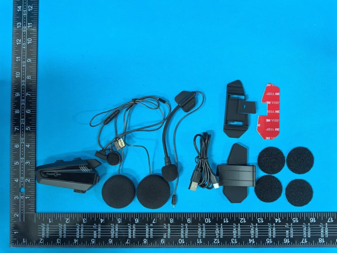 Helmet Bluetooth Intercom Headset - FCC ID 2ACB3-BLADE - ShenZhen FreedConn(FDC) Electronics Co., Ltd (5)