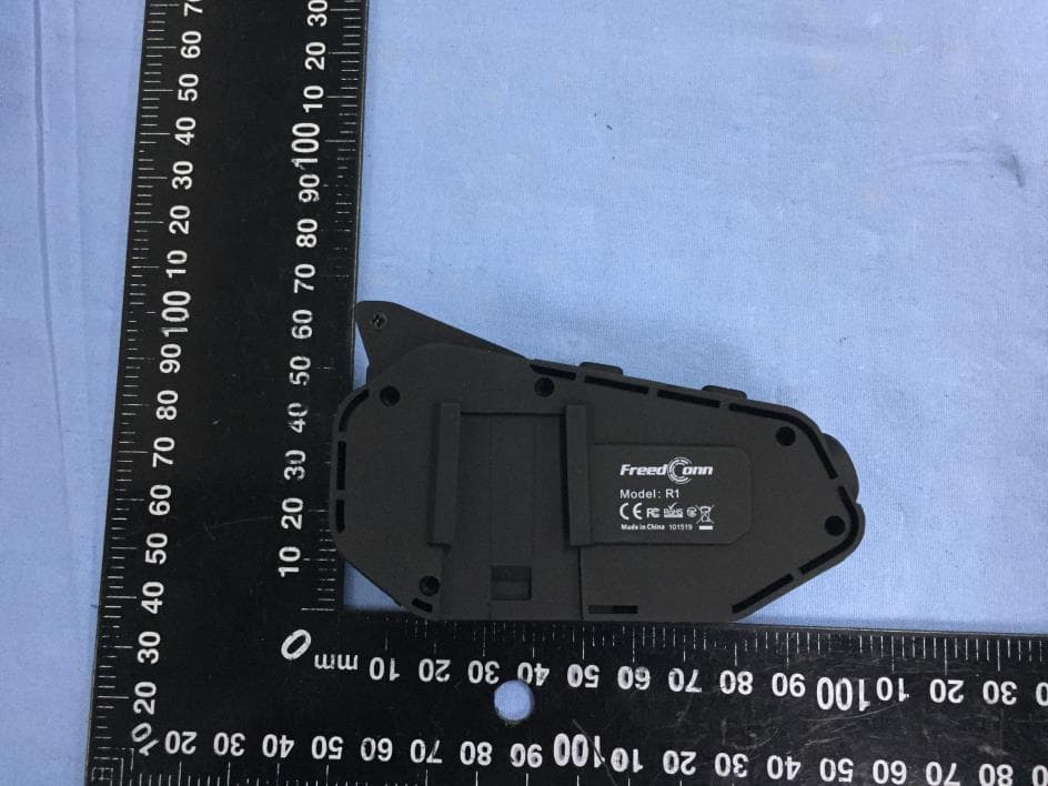 Bluetooth wifi recorder - FCC ID 2ACB3-R1 - ShenZhen FreedConn(FDC) Electronics Co., Ltd (4)