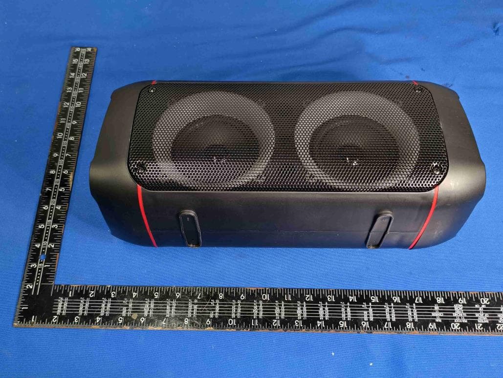 Bluetooth Speaker with LED Light - FCC ID 2ACCE-BT886A - TOPSAIL (HONG KONG) LIMITED