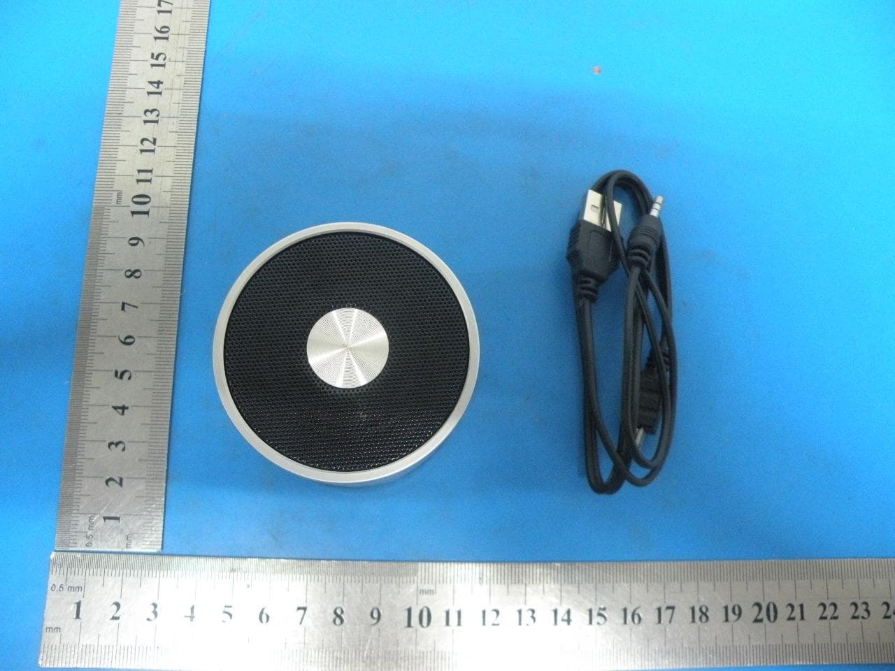 Bluetooth Speaker - FCC ID 2ACCIS10 - Shenzhen EPT Electronic Technology Co., Ltd. (1)