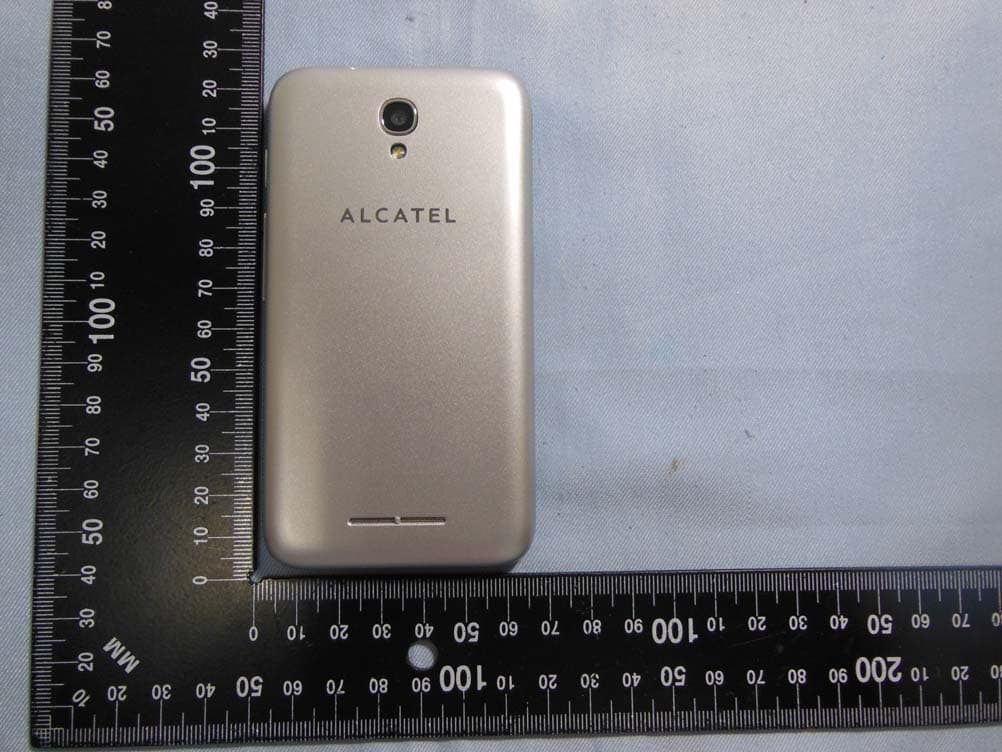 HSDPA/HSUPA/UMTS triple band / GSM quad band Mobile phone - FCC ID 2ACCJB030 - TCL Communication Ltd. (3)