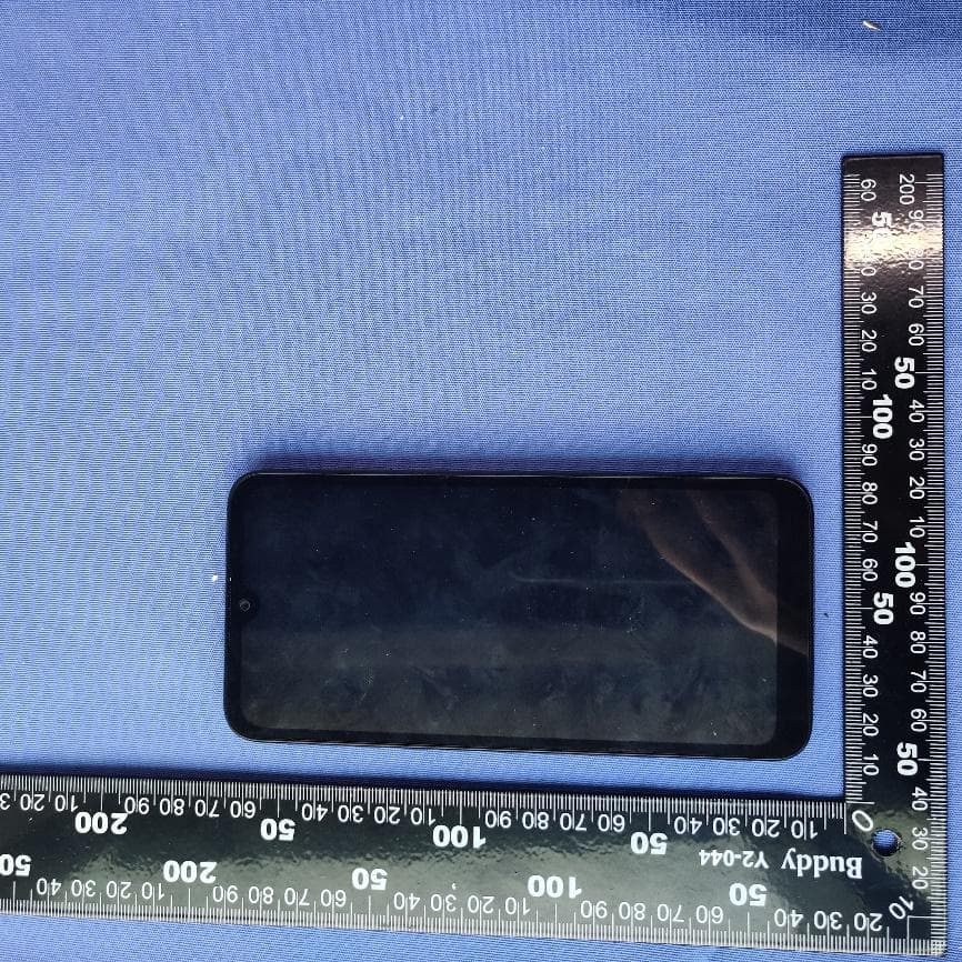 LTE/WCDMA/GSM mobile phone - FCC ID 2ACCJB143 - TCL Communication Ltd.
