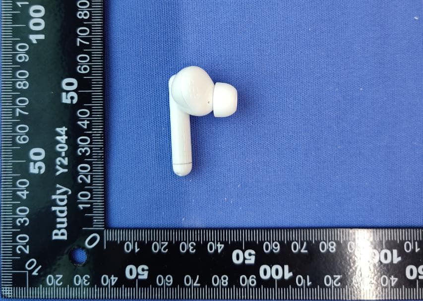 True Wireless Headphones - FCC ID 2ACCJB144 - TCL Communication Ltd. (4)