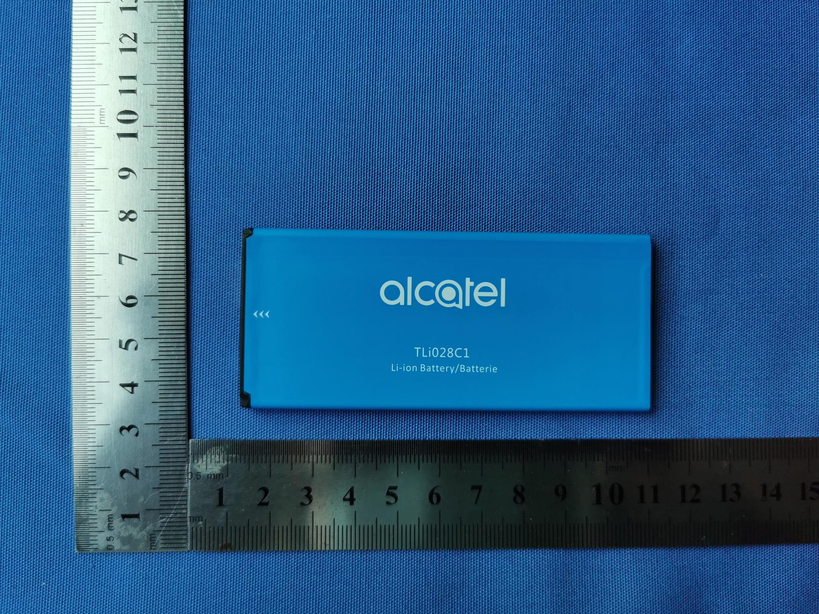 LTE/UMTS/GSM Smartphone - FCC ID 2ACCJH124 - TCL Communication Ltd.