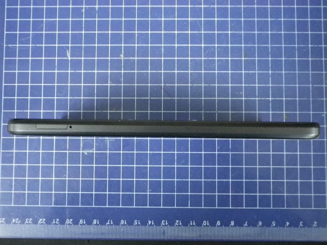 GSM/UMTS/LTE /NR Mobile phone - FCC ID 2ACCJH168 - TCL Communication Ltd.