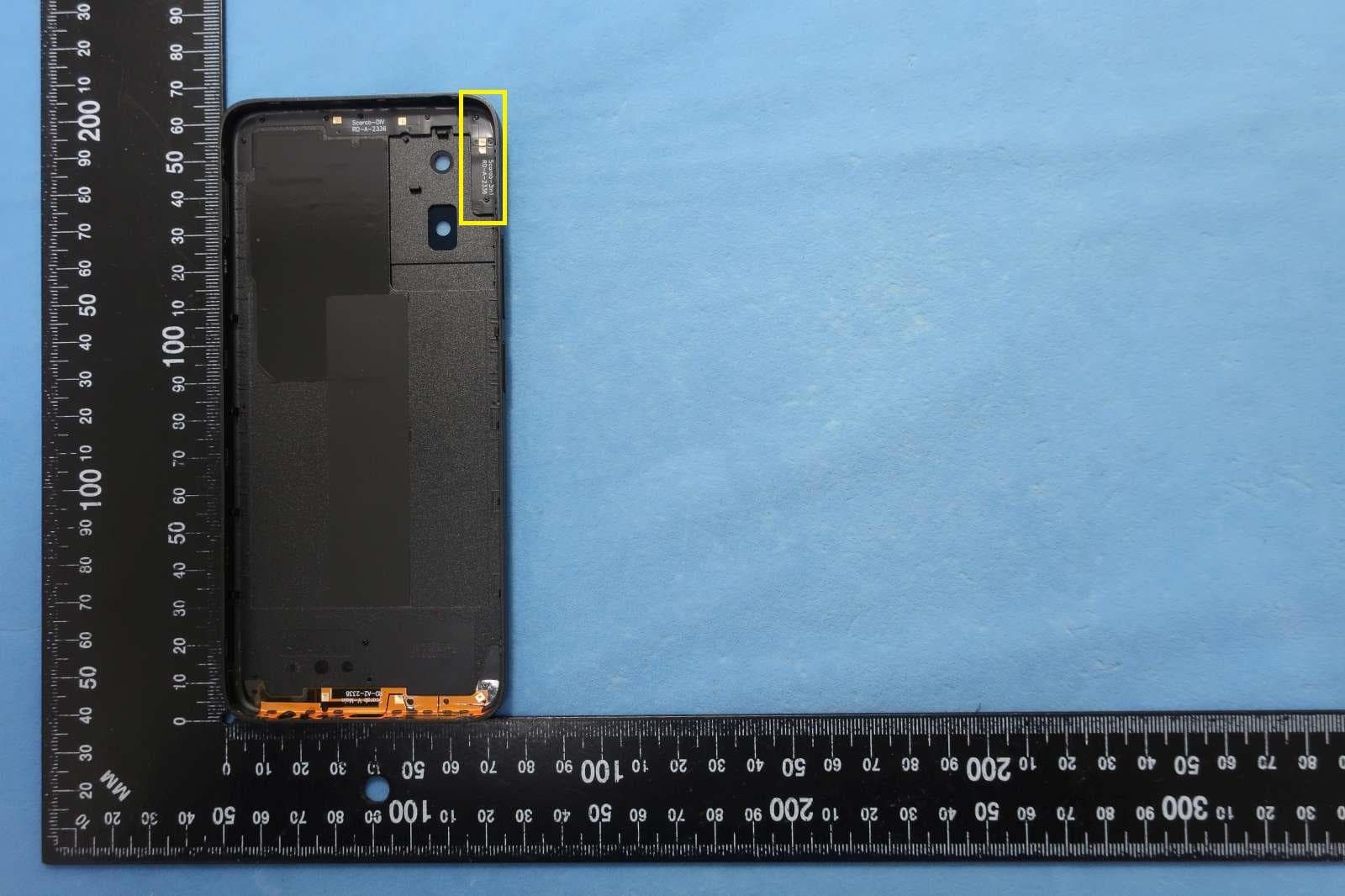 GSM/UMTS/LTE Mobile phone - FCC ID 2ACCJH180 - TCL Communication Ltd. (3)