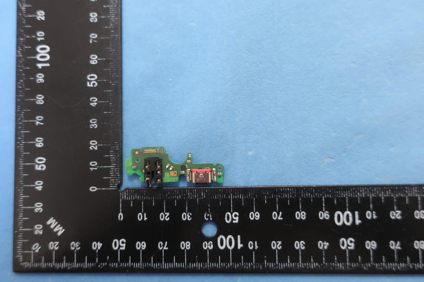 GSM/UMTS/LTE Mobile phone - FCC ID 2ACCJH180 - TCL Communication Ltd. (4)