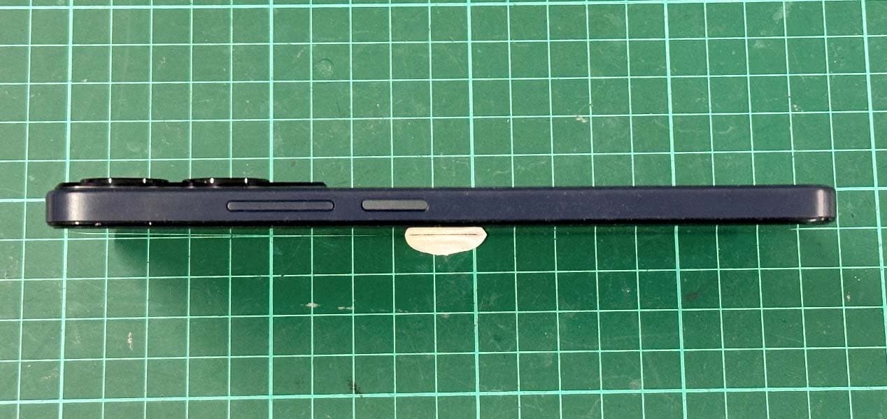 GSM/UMTS/LTE/NR Mobile phone - FCC ID 2ACCJH186 - TCL Communication Ltd. (3)