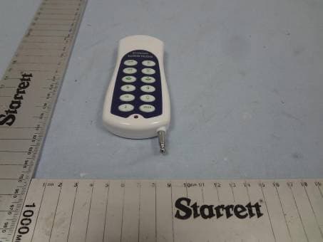 XAE Remote controller - FCC ID 2ACCSRC2200 - Beijing Polycon Medical Engineering Company (2)