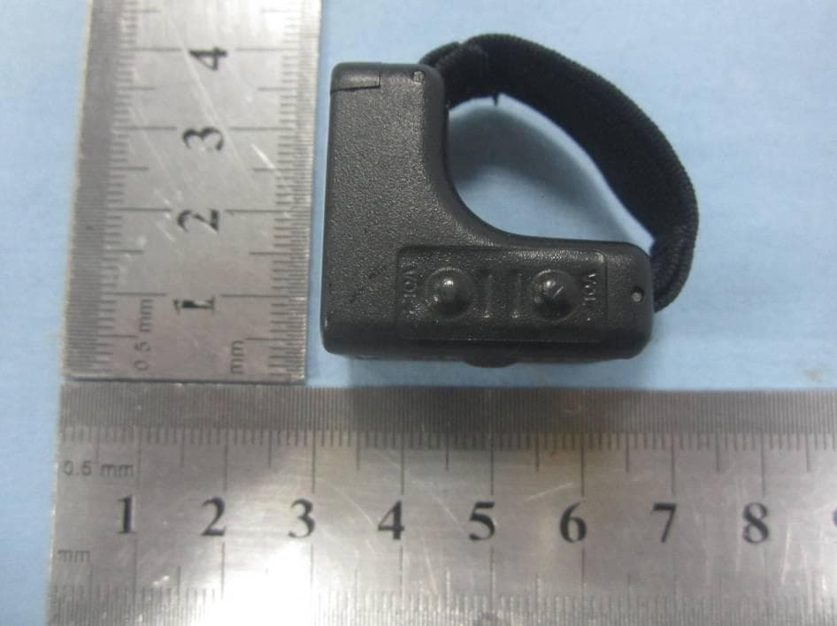 Wireless finger PTT - FCC ID 2ACD5AIRCRYPT-WPTT1 - Titan Communication systems Aps (3)