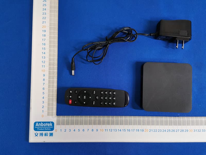 smart tv box - FCC ID 2ACFBM6CX3-D4 - Shenzhen Shiningworth Technology Co., Ltd. (3)