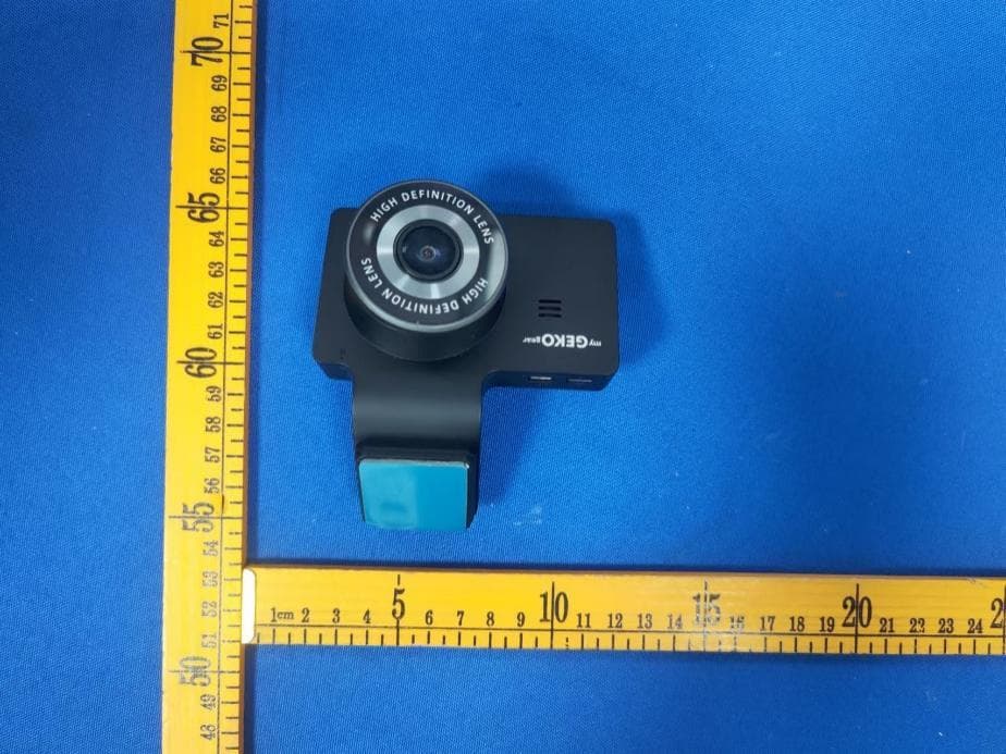 DashCam - FCC ID 2ACFQ-GO95632G - ADESSO INC.