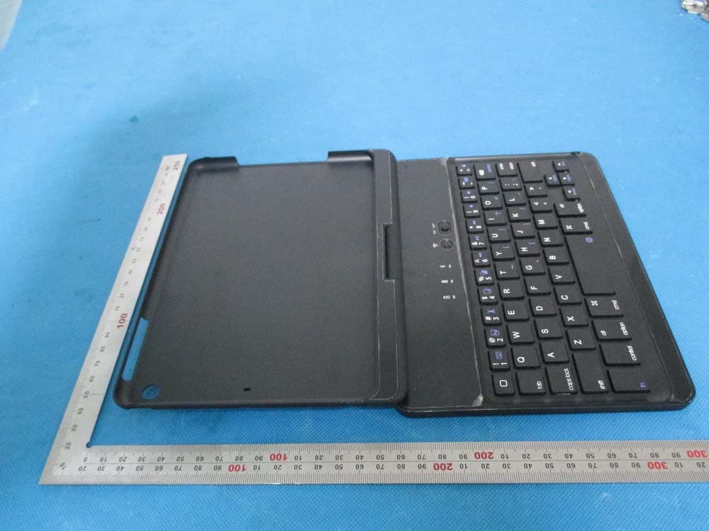 Bluetooth Wireless Keyboard - FCC ID 2ACGLK365 - SHENZHEN BAOAN XIXIANG XINAN YuanDa Electronic Factory (5)