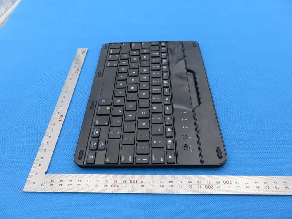 Bluetooth Keyboard - FCC ID 2ACGLK561C - SHENZHEN BAOAN XIXIANG XINAN YuanDa Electronic Factory (2)