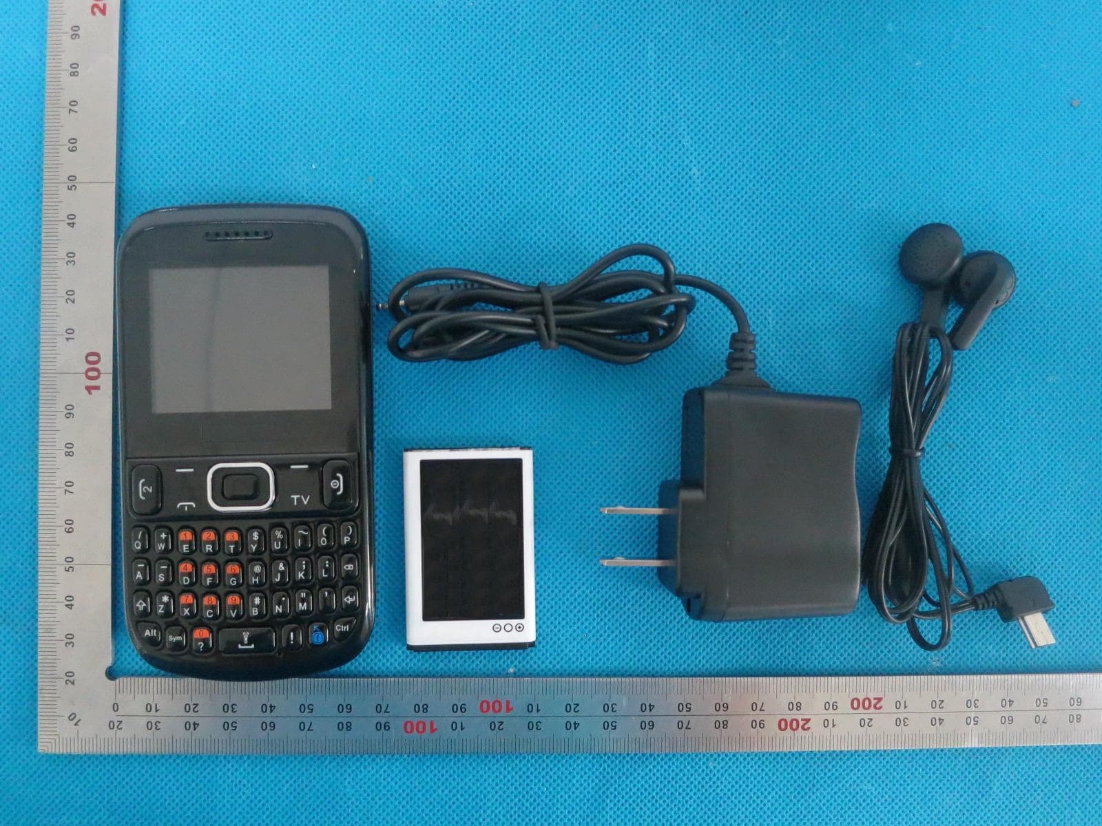 GSM Mobile Phone - FCC ID 2ACGY2230 - PACFEVERY S.A