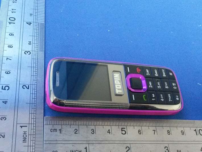 GSM Mobile Phone - FCC ID 2ACIBMINI5130 - MADETRONICS SAS (1)