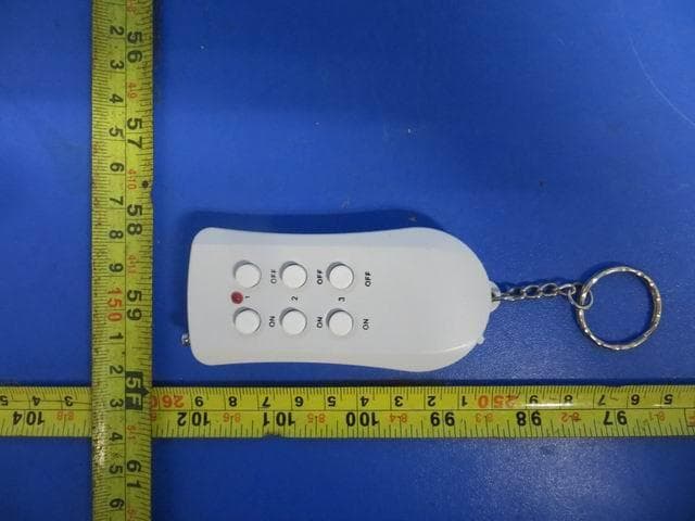 Wireless remote control transmitter - FCC ID 2ACJCSMARTHOME - Shenzhen Jienengbao Technology Co., Ltd. (1)