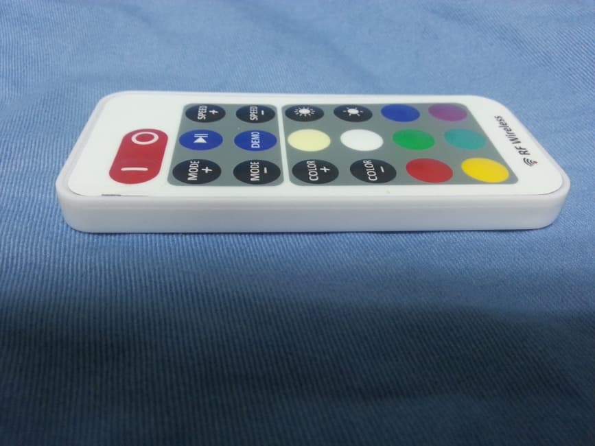 RF Wireless Remote Controller for LED controller - FCC ID 2ACJPRM03 - Rayrun Technology Co., Ltd (3)