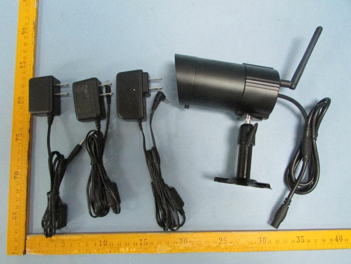 DIGITAL WIRELESS WEATHER PROOT CAMERA - FCC ID 2ACMYAWSC25 - Atoms Labs LLC (3)