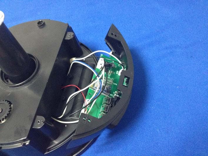 Bluetooth Speaker - FCC ID 2ACN6SBT651 - SHENZHENG YONGCHENGCHUANGXIN TECHNOLOGY CO., LTD. (2)