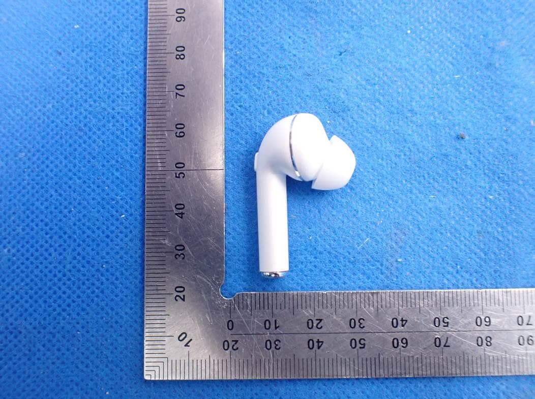 Bluetooth Earphone - FCC ID 2ACP4CBT960 - Sentry Industries limited (4)
