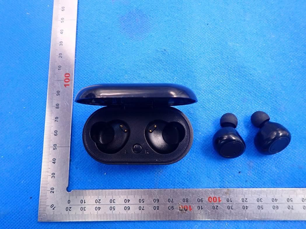 Bluetooth Earphone - FCC ID 2ACP4CBT975 - Sentry Industries limited (2)