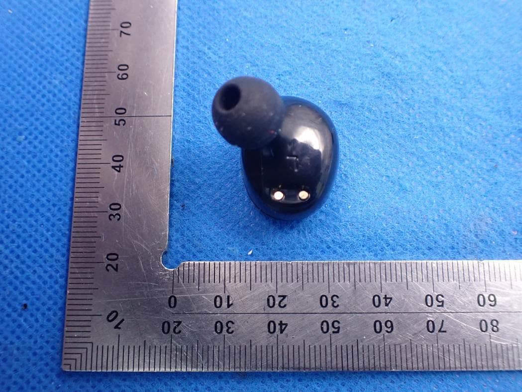 Bluetooth Earphone - FCC ID 2ACP4CBT975 - Sentry Industries limited