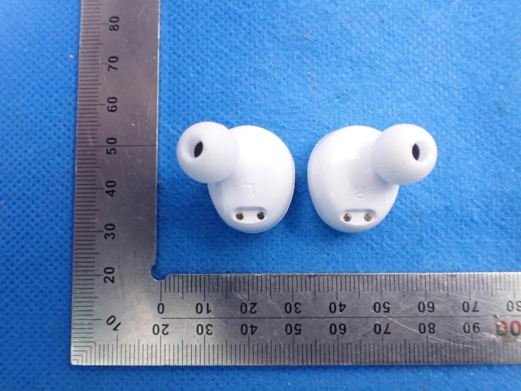 Bluetooth Earphone - FCC ID 2ACP4CBT975 - Sentry Industries limited (4)